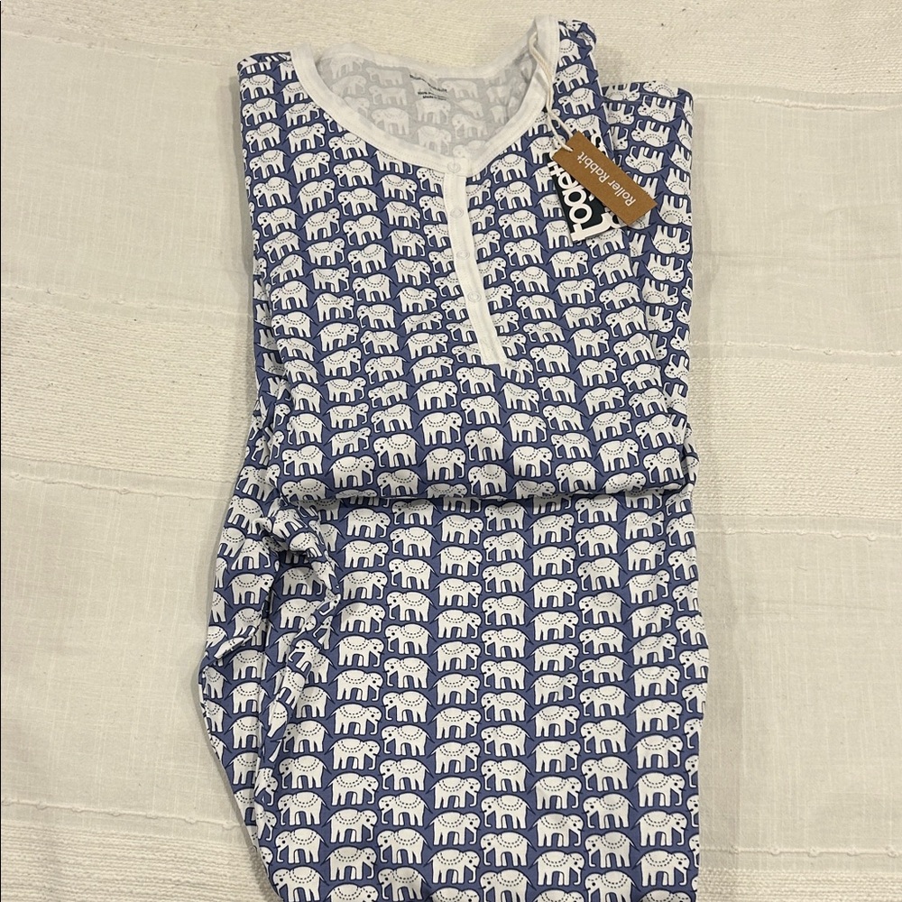 Tea Collection Navy and White Elephant Pajama Set